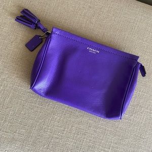 Authentic Coach Clutch. Limited Edition Purple.